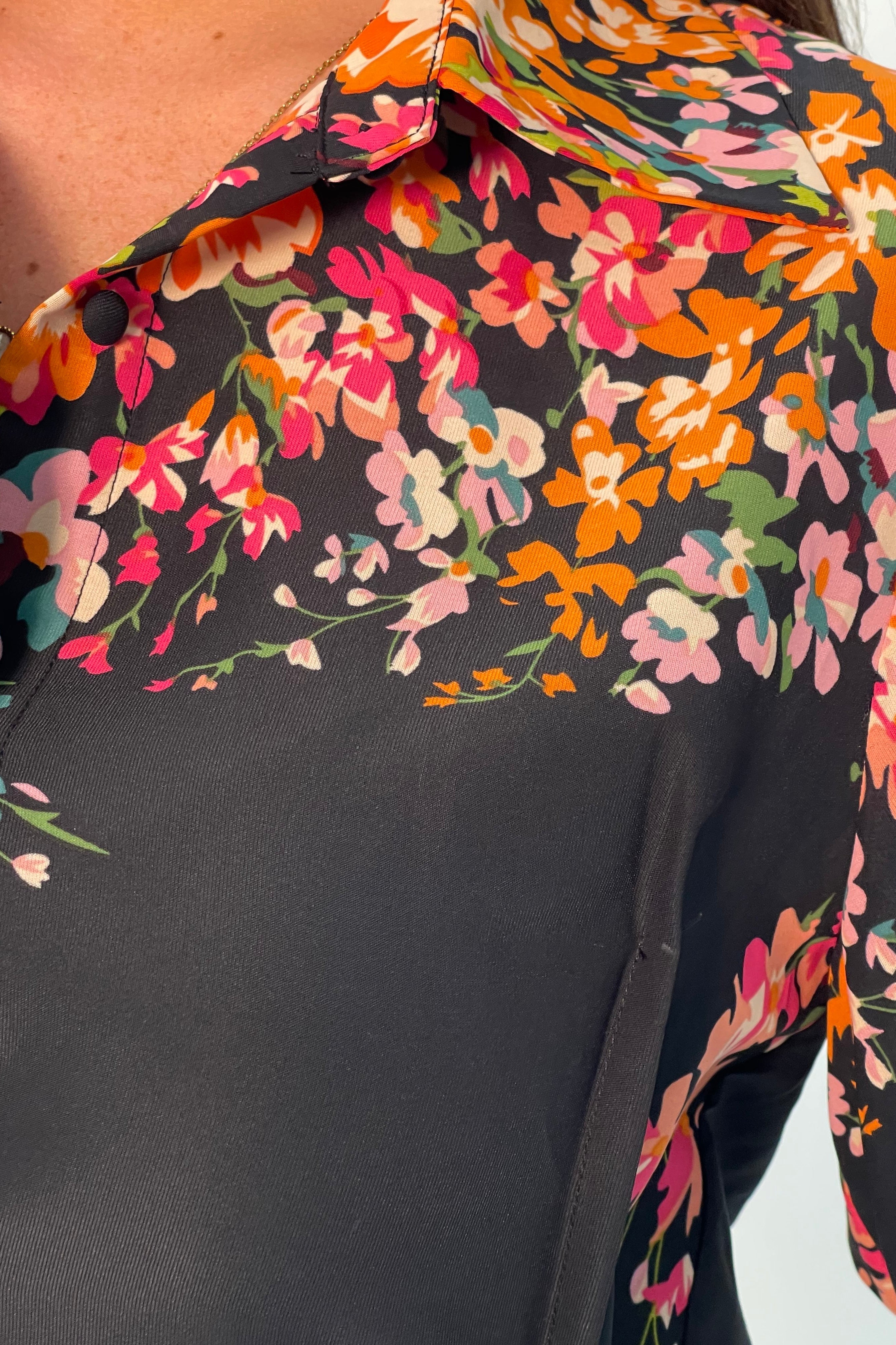 Fie Shirred Sleeve Tie Side Shirt Black Floral