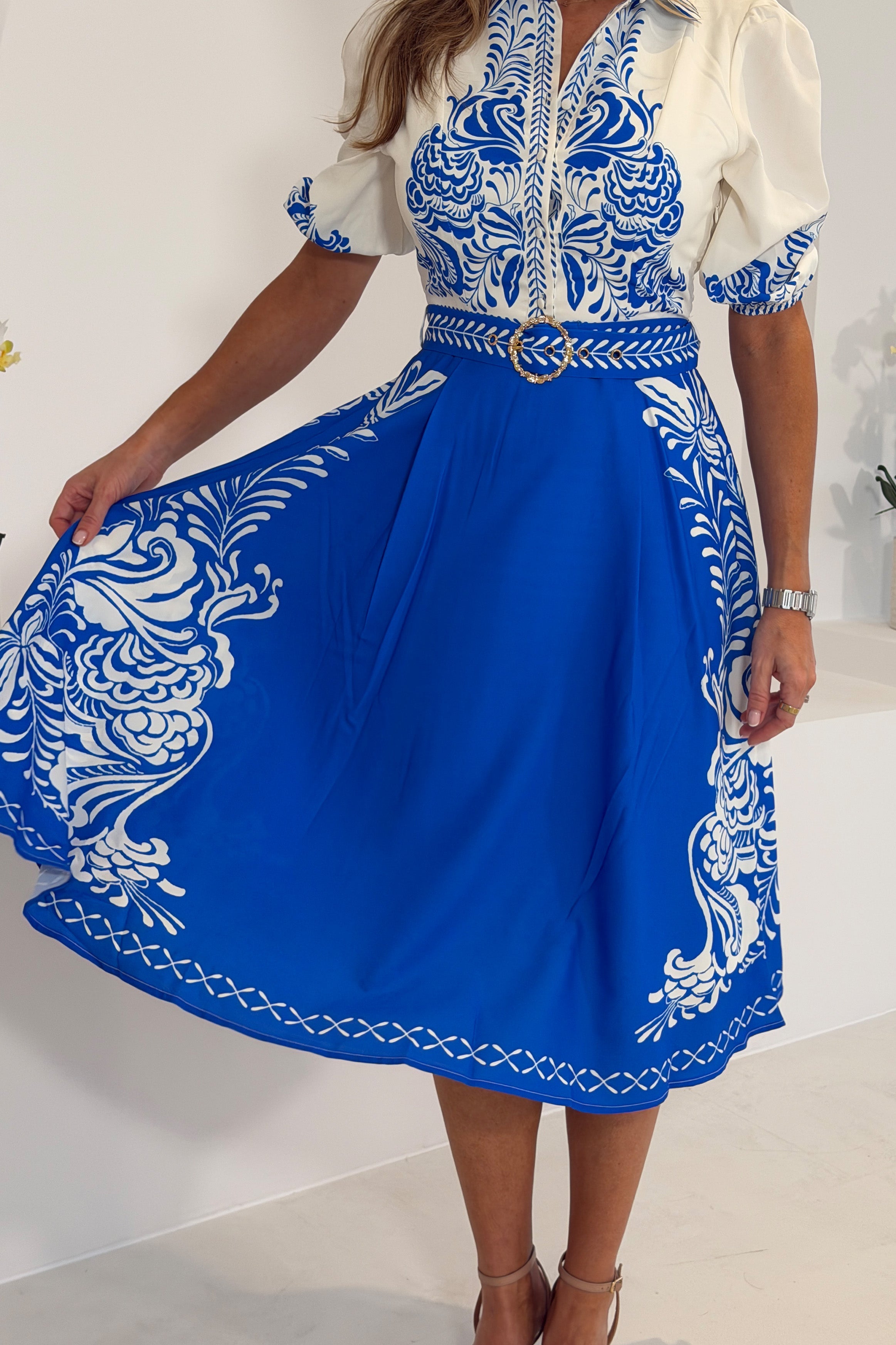 Holland Blue And White Paisley Print Midi Dress